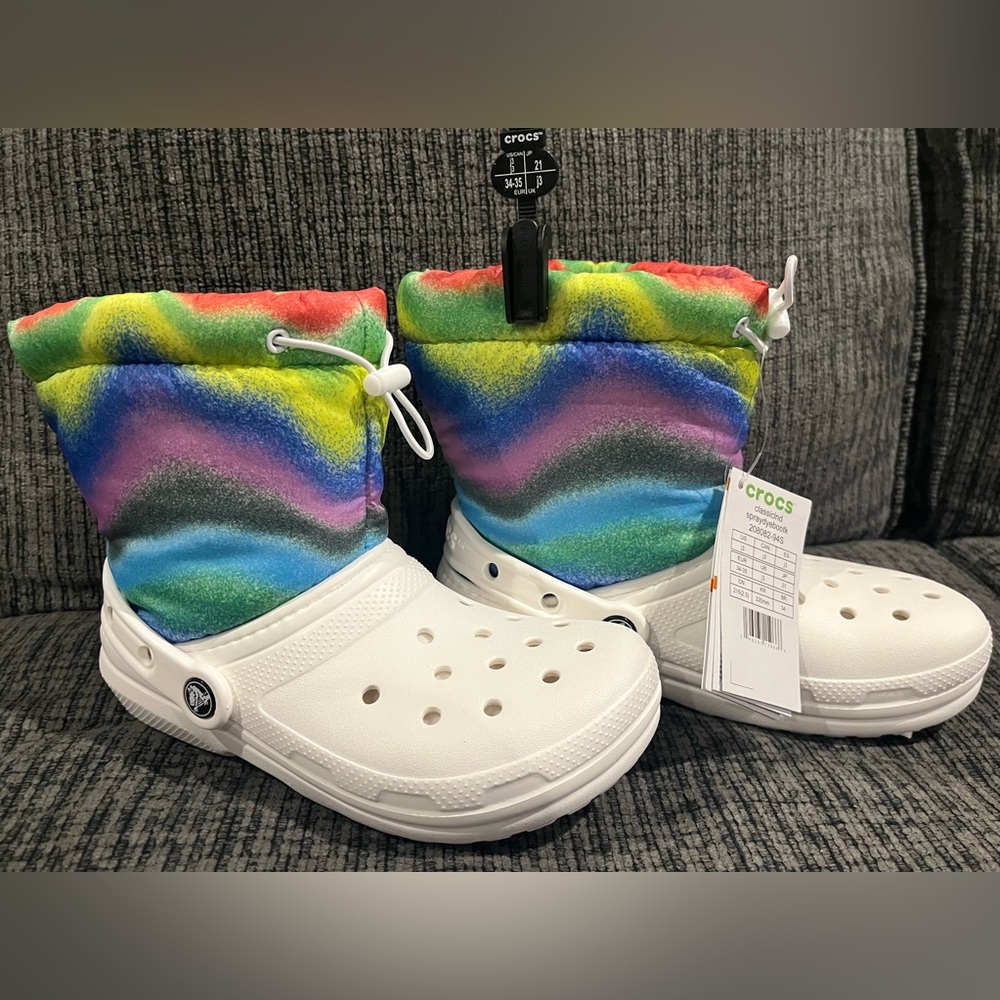 CROCS Kids' Colorful Neo Puff Unisex Boots New size J3